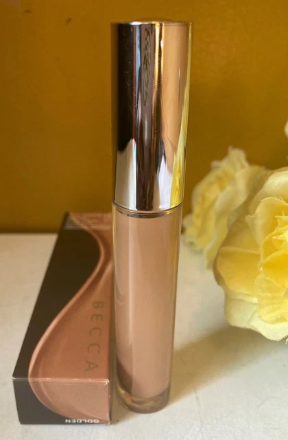 Corrector de líquidos Becca cobertura definitiva ropa larga (dorado) 0,21 oz. Nuevo en caja