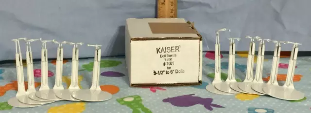 1 DOZEN KAISER DOLL STANDS in BOX 1001 White for 3.5 to 6 inch Dolls   (T91)