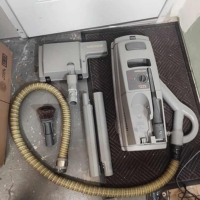 Electrolux HI-TECH, EPIC 6500, 2100 LE, AND Ambassador Cord Reel Complete