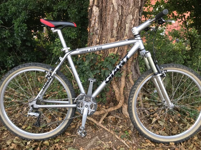 GIANT TRACK ATX 850 Mountain Bike PicClick UK