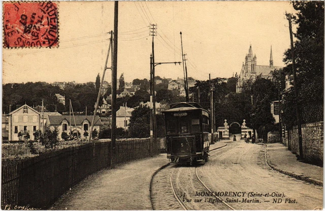 CPA Montmorency vue sur l'Eglise St Martin (1319869)