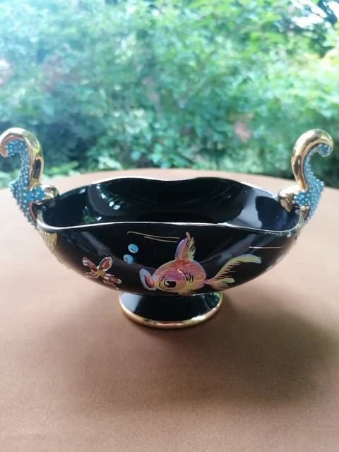 O.Dolci, Gualdo Todino, ciotola soprammobile in maiolica, prima metà del 900
