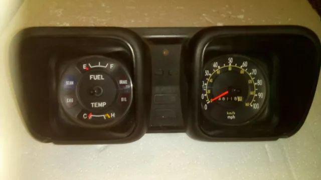 Toyota Hilux 1976/77/78 Tachimetro e Cluster Strumenti di Avvertimento
