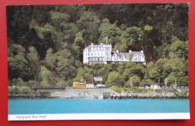 Fishguard BAY HOTEL, Pembrokeshire - Wales modern postcard