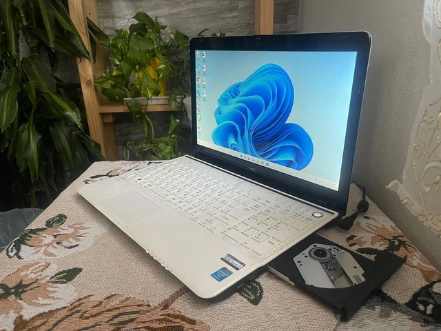 Lvie PC-PM550BZL-2 i5 SSD 512GB 8GB NEC LAVIE G Type S i5 4200M 8GB