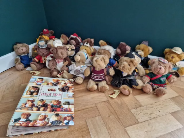 The Teddy Bear Collection Bundle Of 21 Collectables