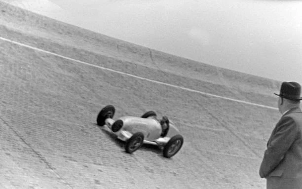 Mercedes Benz Silver Arrow at Berlin AVUS reace track Germany 1930s Old Photo 3