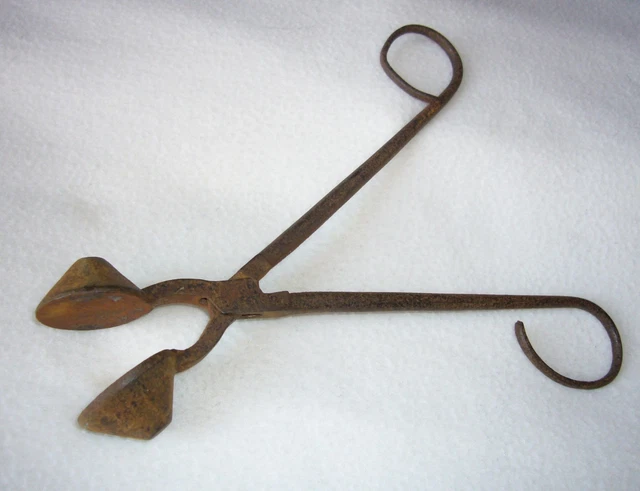 Pince De Chapelier Ancienne / Casse-noix En Fer – Pour Pièces Ou Réparation