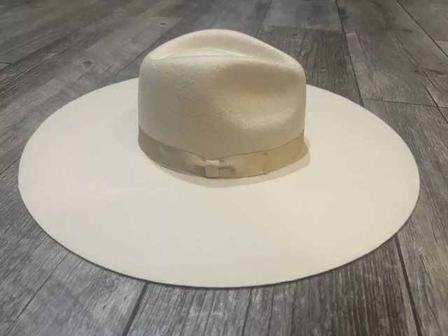 Lack of Color Montana Ivory Bone Women’s Hat Small NWT 2