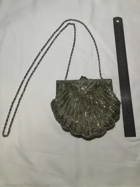 LA REGALE Silver Beaded Shell Purse Evening Bag Clutch Chain Strap