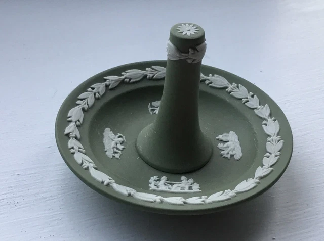 Wedgwood sales ring holder