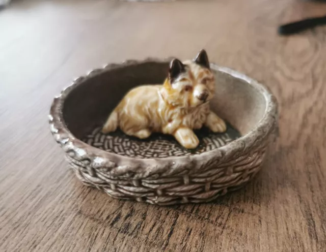 Vintage Wade Small Terrier In A Basket. Trinket Dish