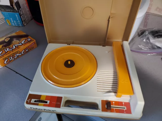 Vintage 1978 Fisher Price 825 Portable Record Player Phonograph Turntable WORKS