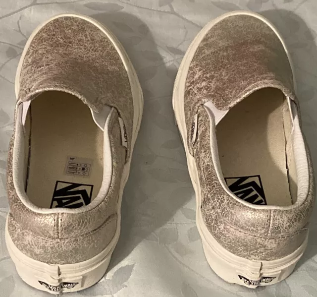 Vans Classic Slip-On Shoes Silver Metallic Cracked Leather Men 4.5/Ladies 6.0 2