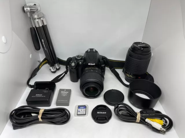 Nikon D5000 Digital SLR Camera w/ AF-S DX Nikkor 18-55mm & 55-200mm VR Lens