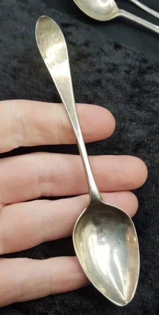 Vecchio cucchiaio antico georgiano inglese argento sterling 925. Qualità ed età.