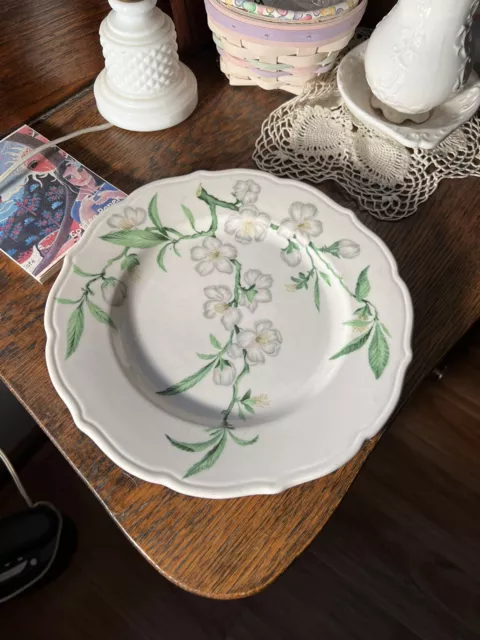 Vintage Syracuse Restaurant China Dinner Plate Dish Apple Blossom 9.5 inch