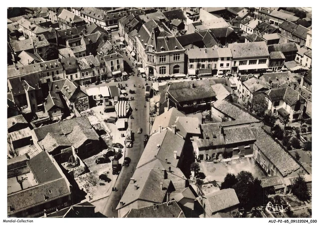 Carte Postale Ancienne Lannemezan (65) – Rue Alsace Lorraine – Jour De Foire – 1900
