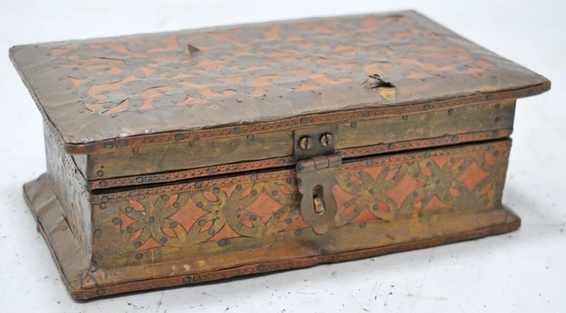 Vintage en Bois Bijoux Boîte Original Vieux Main Forgé Fin Cuivre Laiton Ajusté