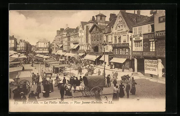 CPA Beauvais, Les Vieilles Maisons, Place Jeanne-Hachette 1905