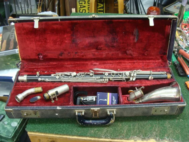 Antique Selmer Bundy Plastic Alto Clarinet s/n 3444, with case - READ ALL Antique Selmer Bundy Plastic Alto Clarinet s/n 3444, with case - READ ALL