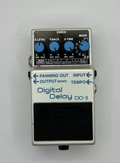 Boss DD-5 Digital Delay Guitar Effects Pedal (Echo, Reverb, Used)