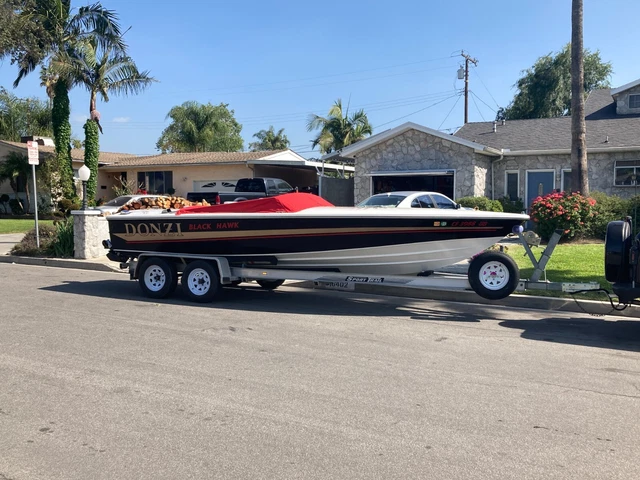 Donzi 22 Black Hawk Edition With Aluminium Trailer.
