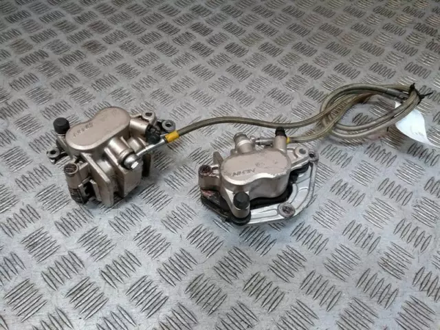 Honda CBR 400 (NC23) Bremssattelsatz vorne