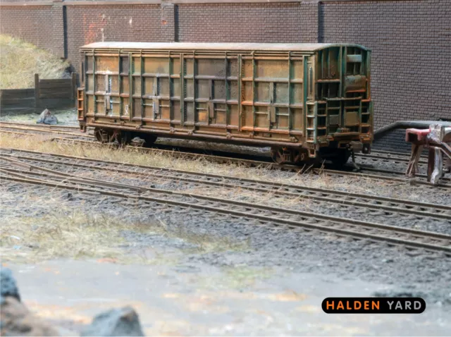 OO gauge weathered wagon, USA Box Car, heavily rusted and weathered.  Ref A12