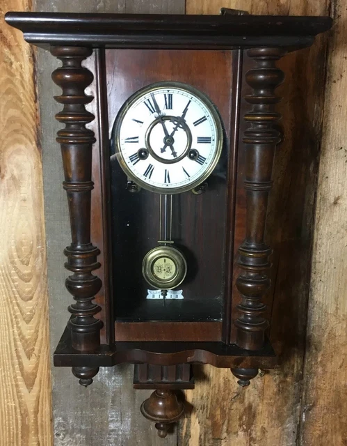 Pendule à coucou - Bois - 2000-2010
