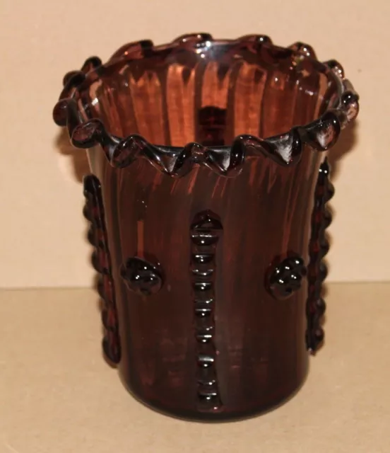 Vase en verre soufflé couleur violet - création artisanal