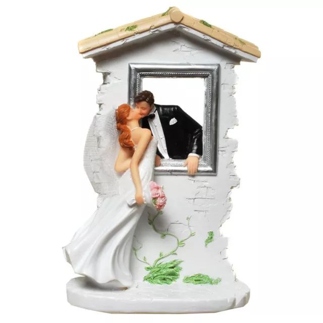 Brautpaar, Hochzeitspaar Tortenaufsatz Tortenfigur Paar am Fenster 20 x 12 cm