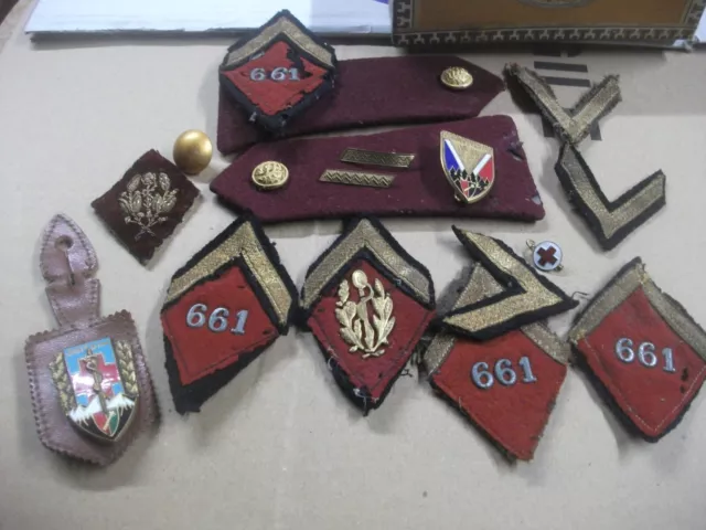 Lot d'insignes militaires 661 section infirmier seconde guerre liberation danube