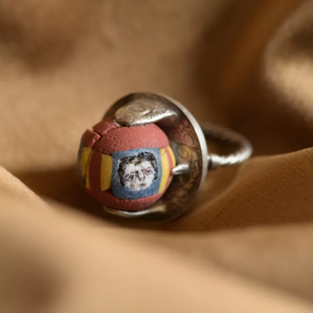 Finger ring with genuine ancient Roman glass mosaic face bead