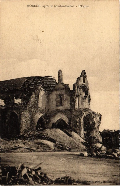 CPA MILITAIRE Moreuil aprés le bombardement-L'Eglise (315950)