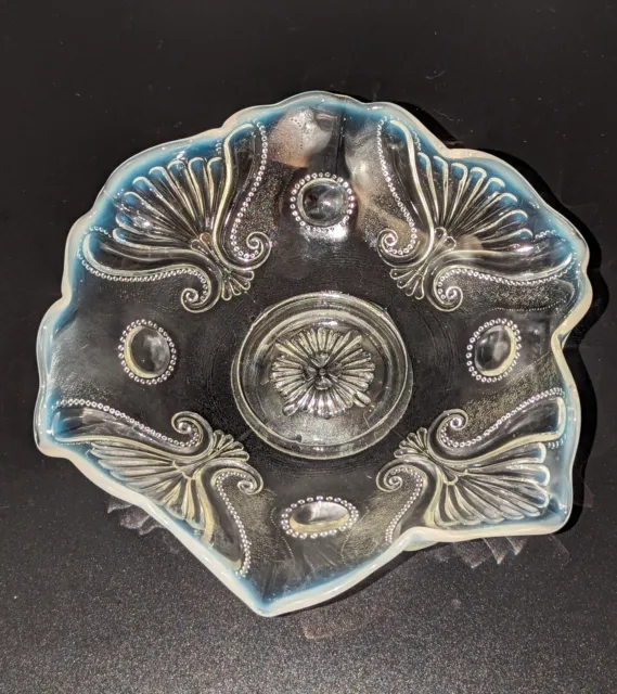 Jefferson Glass Opalescent Glass Bowl Jewel and Fan Pattern 125 circa 1904 GLOWS