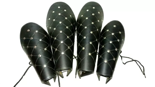 Vichinghi Larp in pelle per braccia e gambe. Bracciali medievali in pelle nera