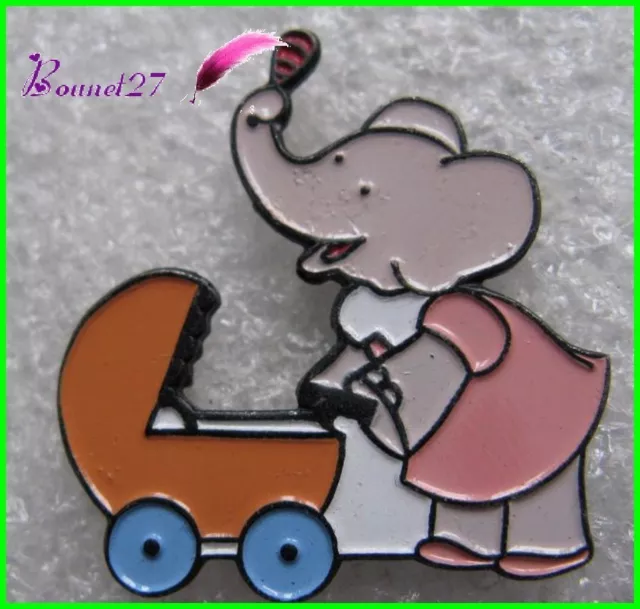 Pin's Babar sa fille FLORA avec Landau Elephant #1666