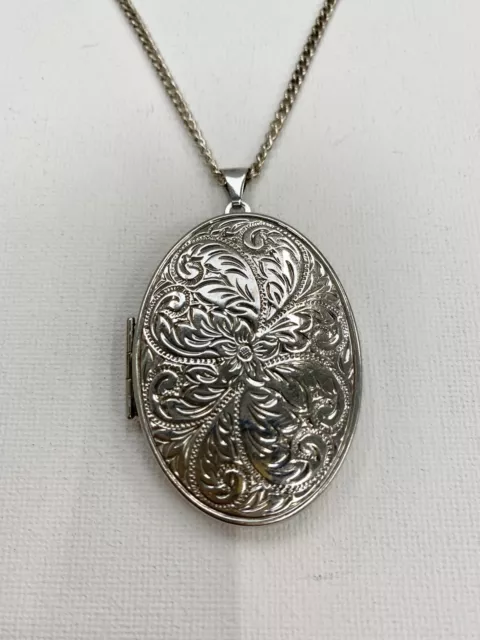 Sterling Silver Large Oval Locket & Chain 28.02gm Floral/Scroll Design Hallmark