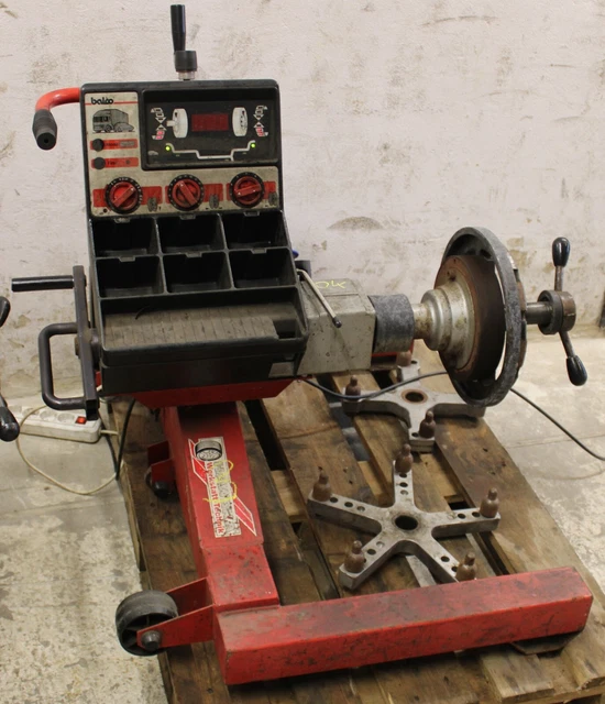 BALCO B921 HD Wuchtmaschine Radauswuchtmaschine Radwuchtmaschine (3 ...