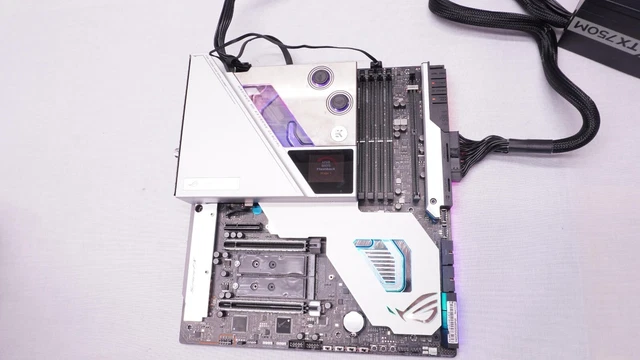 ASUS ROG MAXIMUS XIII Extreme Glacial Motherboard Z590 Intel 11th ...