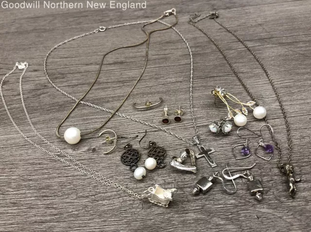 925 Sterling Silver Mixed Jewelry Lot w. Beau Pendant Necklace Earrings 29.69g