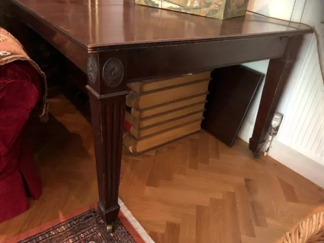 Large  Antique Victorian   Mahogany Extending Table