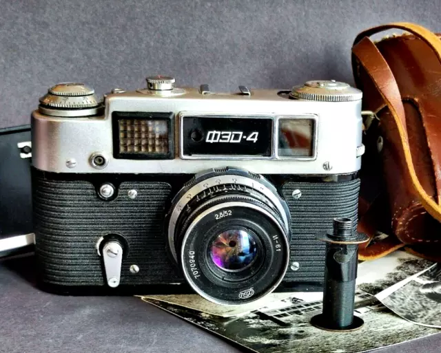 Film Camera 35mm working FED 4 lens M39 Industar-61 2.8/52 Vintage RANGEFINDER