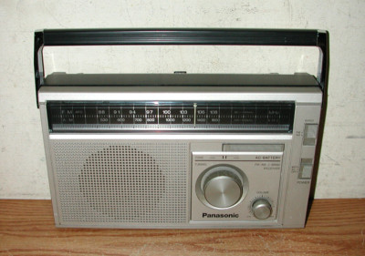 VINTAGE PANASONIC PORTABLE Ac-Battery Am/Fm Radio Boombox Model Rf-568 ...
