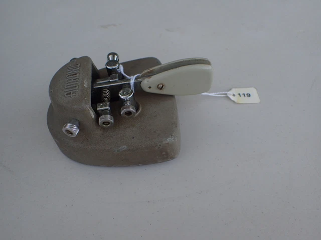 Clé vintage Winslow Electronics 66150 code morse avec accoudoir KY-116/U