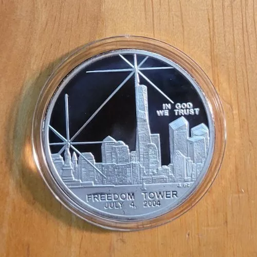 Freedom Tower July 4 2004 National Collector’s Mint Silver Clad One Dollar Coin