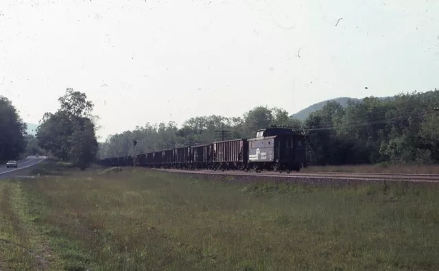 CONRAIL CR Railroad Train Caboose Original 1982 Photo Slide