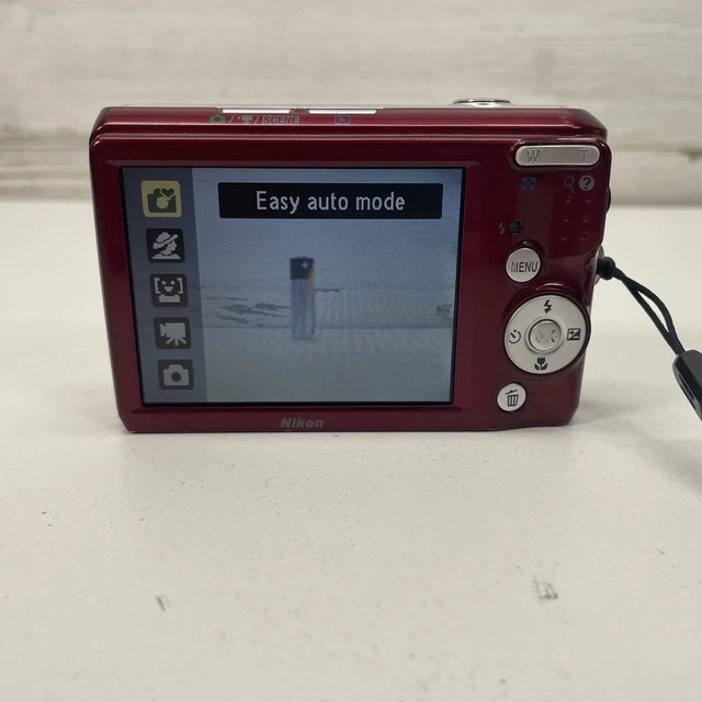 NIKON COOLPIX L20 10.0MP Red Digital Camera Brand New in