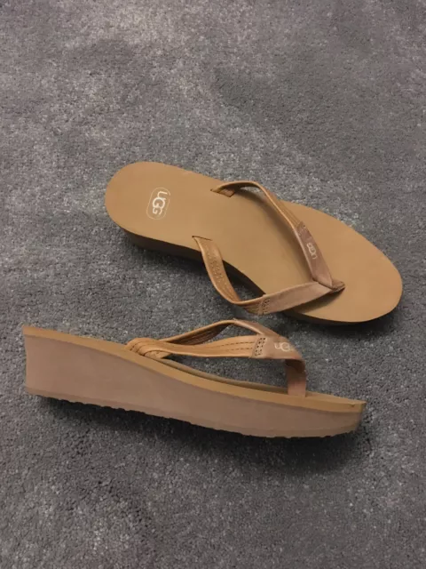 Ugg ruby clearance wedge flip flops